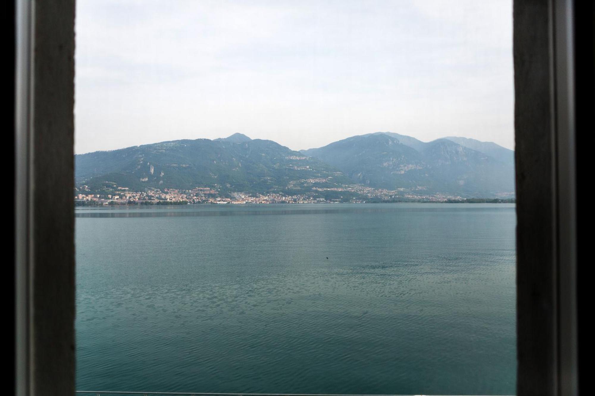 Lakefront Home Residenza Il Gallo In Riva Al Lago Pisogne Ngoại thất bức ảnh