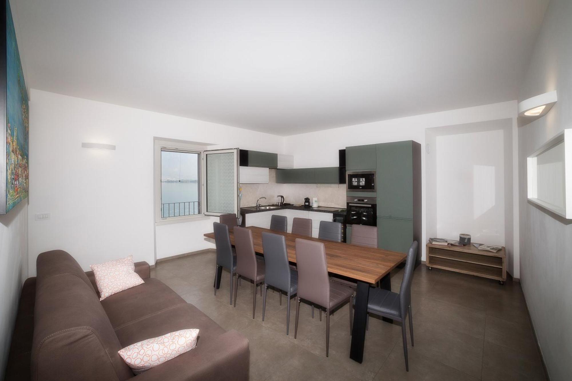 Lakefront Home Residenza Il Gallo In Riva Al Lago Pisogne Ngoại thất bức ảnh